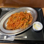 ナポリの殿堂 - ナポリタン並　粉チーズは別添