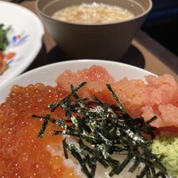 ブッフェアンドカフェ スロープサイドダイナー ザクロ - 