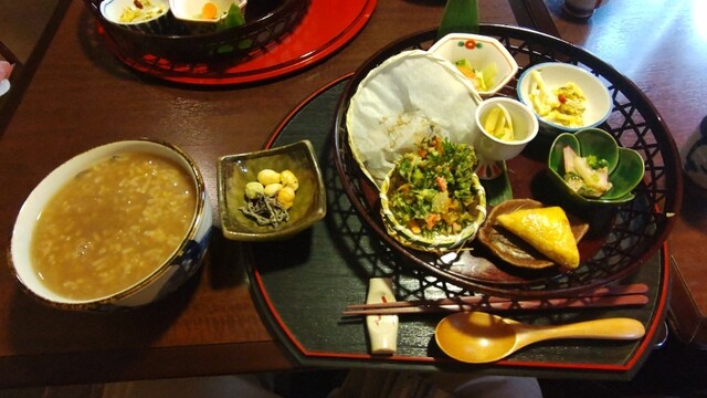 Yamato Yakushokudokoro Narayama Sakan