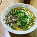 新開地 たつの - ぼっかけうどん¥400