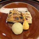 日本料理 太月 - 量少なめコース２３１００円。のど黒塩焼き。ホロホロの身は脂もたっぷりです。