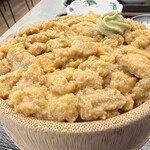 鱗晃 積丹本店 - 積丹産蒸うに丼