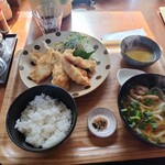 鶏 - とり天定食800円