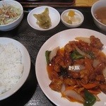 華龍飯店 - 酢豚（700円）