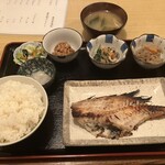 居酒屋 よしの - あこうだい定食