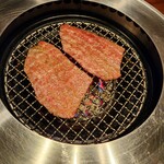 焼肉牛印 - 飯村牛モモ
