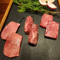 焼肉牛印 銀座店 - 厚切りタン、ハラミ、ヒレ