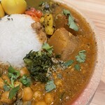 スパイスカレー あかつ亭 - 大根とサバのカレー