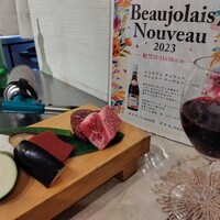 KOBE STEAK Tsubasa 本店 - 2023.11ボジョレーヌーボー解禁グラスワイン900円