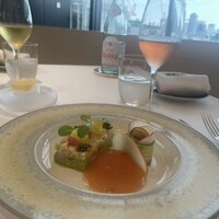 ベージュ アラン・デュカス 東京 - 