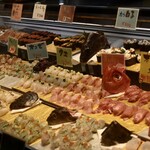 唐戸市場 活きいき馬関街 - 