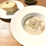 マーマ ノン マーマ - マッシュルームのスープ