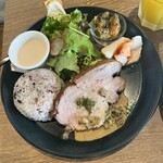 ナンバー ファイブ カフェ - 