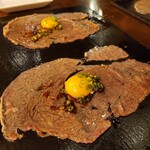 近江牛ステーキとがぶ飲みワイン ニクバルモダンミール 大津店 - 