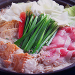 くずし懐石 はな - 鍋の美味しい季節になりました。忘年会・会食に最適のお料理とお鍋のコースご用意しております。沢山の人で楽しむ会から、贅沢な会まで、取り揃えています。