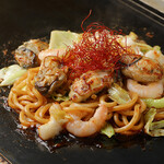 [Winter Limited] Seafood Shanghai Yakisoba (stir-fried noodles) with Oyster