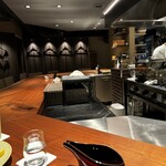 料理屋 かめ田 - 亀甲カウンター