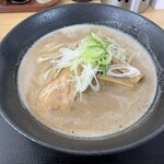 魔界ラーメン 月光 - ブタカツオラーメン（税込850円）