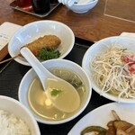 門屋敷 - 大根サラダ・中華スープ・串カツ・コーヒーゼリー付き
