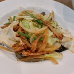 Asian Dining FOOD EIGHT - 北京ダックの炒め物