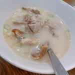 Asian Dining FOOD EIGHT - 北京ダックのスープ
