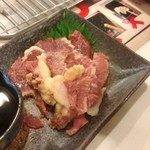 串カツ田中 - 馬肉の燻製みたいなヤツ