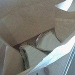 エイラク菓子店 - サービスケーキは紙袋