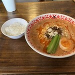 THE TOMATOMAN - 濃厚トマト担々麺1100円