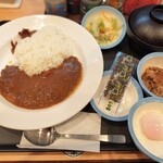Matsuya - 松屋　選べる小鉢の朝カレー（ミニ牛皿）・温玉