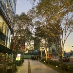 米増 - 前ここ歩いたのは六月だったね