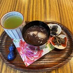 黒棒茶寮 Doch - 料理写真:ぜんざい　７７０円
白玉３個入り