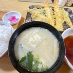 Oosakaya - 天麩羅定食