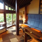 山荘無量塔 - 母屋：談話室（セレクトショップ蔵拙に併設）