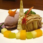 山荘無量塔 - 夕食：水菓子（スポンジケーキのモンブランと巨峰アイス）