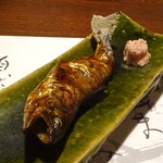 山荘無量塔 - 夕食：焼物（山女魚梅香焼き タタキ梅）