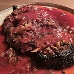 INUI - 焼きたてベトナム焼豚 アニスとラズベリーのソース