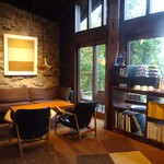 山荘無量塔 - 母屋：談話室（セレクトショップ蔵拙に併設）