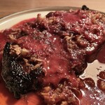 INUI - 焼きたてベトナム焼豚 アニスとラズベリーのソース