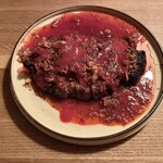 INUI - 焼きたてベトナム焼豚 アニスとラズベリーのソース
