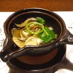 山荘無量塔 - 夕食：椀（九絵 土瓶蒸し 柚子 香母酢）