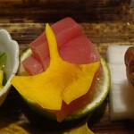 山荘無量塔 - 夕食：向付（鮪）