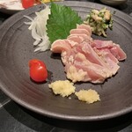 Botan - 鶏刺し