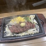 ビフテキ屋 まるり - 定番！！ビフテキ定食