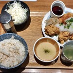 下北しずる - 鶏のから揚げランチ 880円