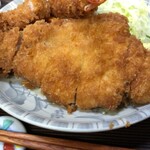 Tonkatsu Tamaki - ロースカツの厚みも15mm位