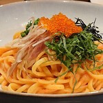 Tsumi Na Tarasupa - 罪なたらすぱ 汐留シティセンター店 罪なたらすぱ 税込980円 横からの眺め