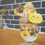 Sweets cafe&bar 2.es - 10月の月替わりパフェ