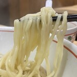 中華そば よしかわ - 麺アップ