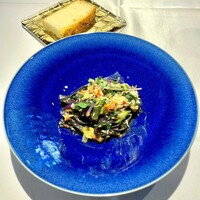 キメラ - ③ズワイ蟹のイカ墨を練り込んだタリアテッレ