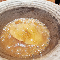 series - 気仙沼産吉切鮫　フカヒレ土鍋煮込み御飯